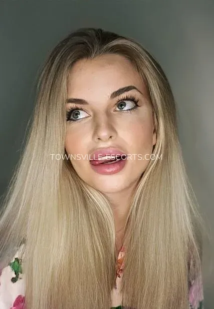 Townsville escorts Kayla — 4