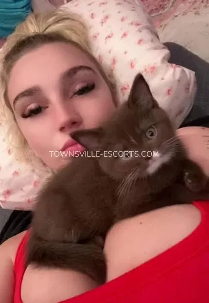 Townsville escorts Anette — 5