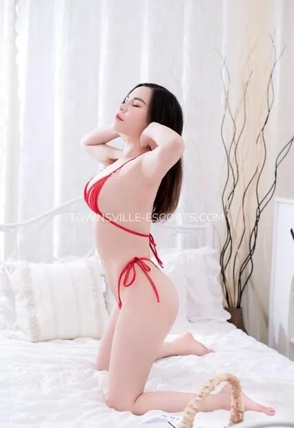 Townsville escorts Annika — 2