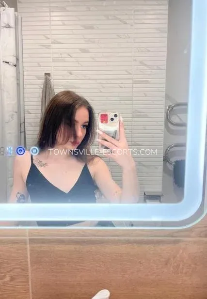 Townsville escorts Pia — 7