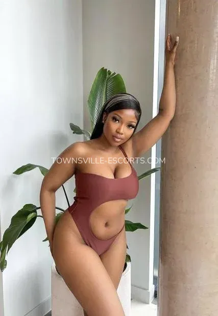 Townsville escorts Isaura — 3