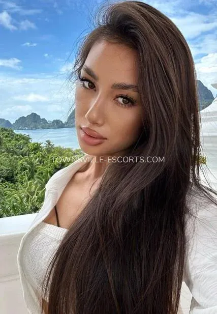 Townsville escorts Alyssa — 7