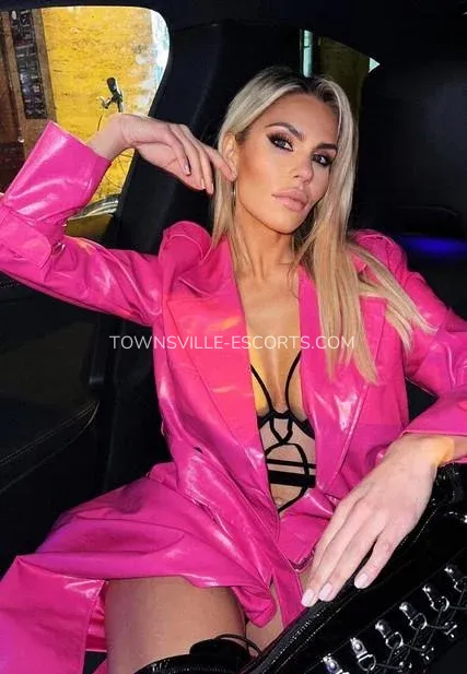 Townsville escorts Naomi — 4