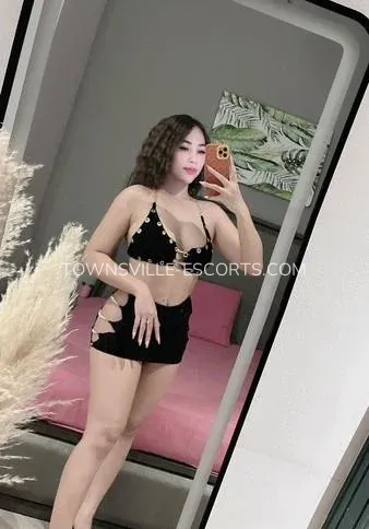 Townsville escorts Sophie — 5