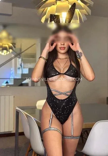 Townsville escorts Linda — 5