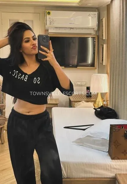 Townsville escorts Ellie — 1