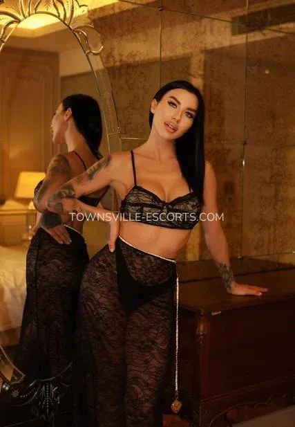 Townsville escorts Leah — 1