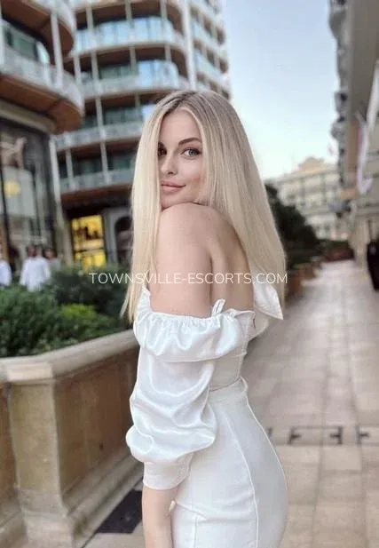 Townsville escorts Kayla — 6