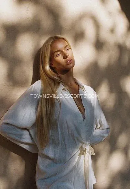 Townsville escorts Erin — 5