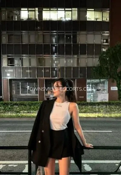 Townsville escorts Alice — 1