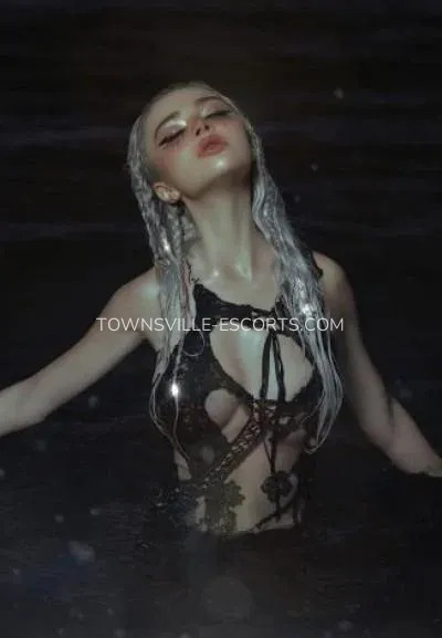 Townsville escorts Kathryn — 1