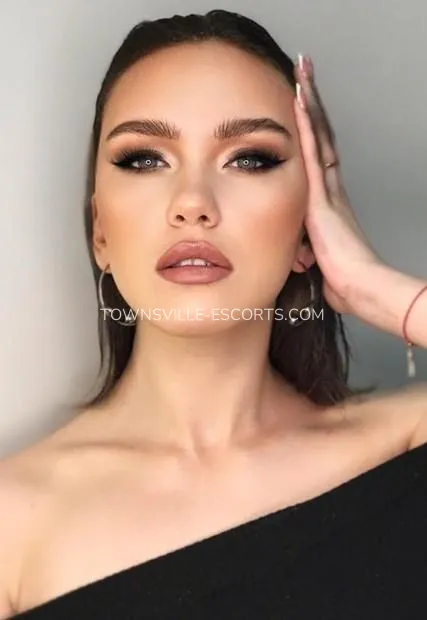 Escort djevojka Flora - Townsville