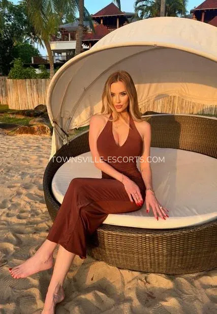 Townsville escorts Carina — 1