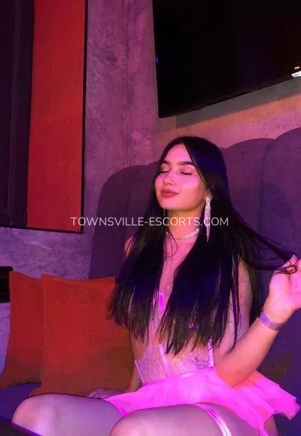Townsville escorts Jennifer — 7