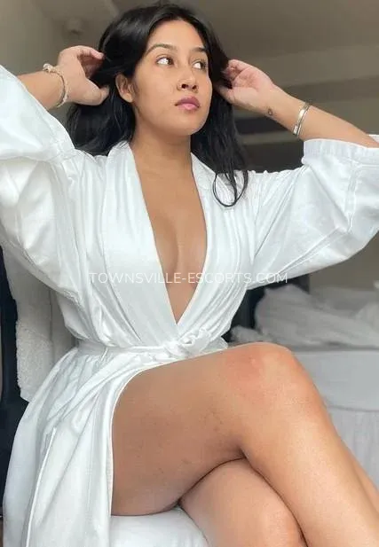 Townsville escorts Charlotte — 6