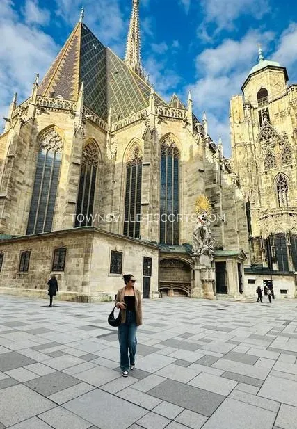 Townsville escorts Alice — 7