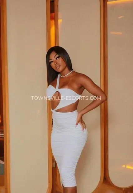 Townsville escorts Belinda — 4