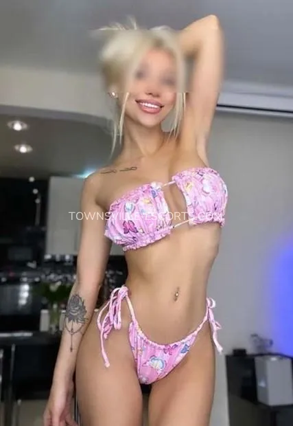 Townsville escorts caitlin