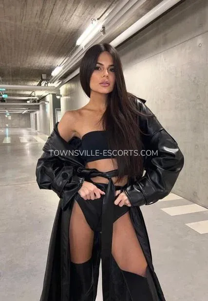 Townsville escorts Isabella — 7