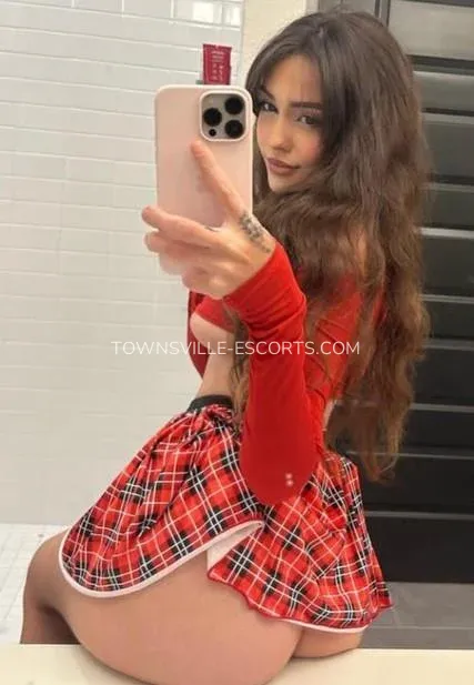 Townsville escorts Makenzie — 3