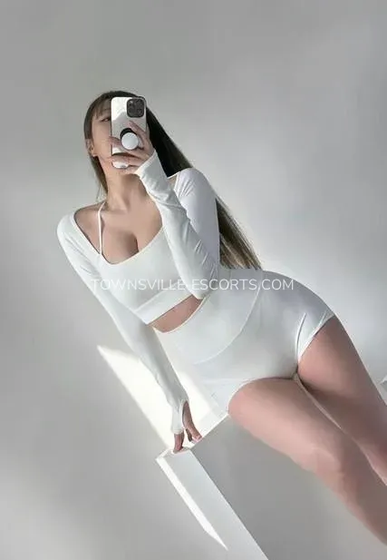 Townsville escorts Agnes — 4