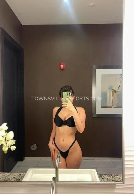 Townsville escorts Julia — 5