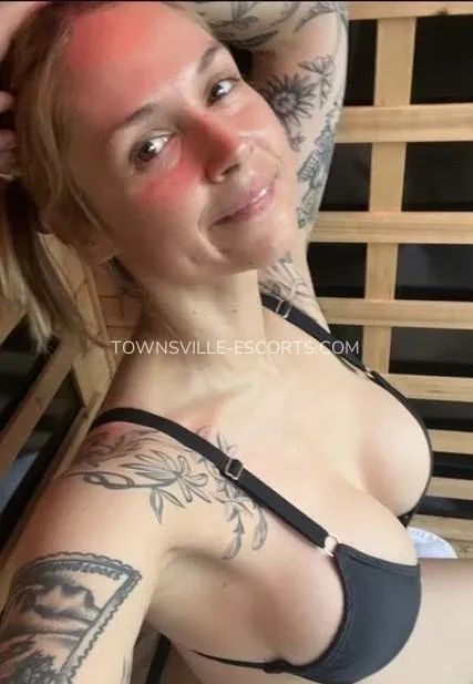 Townsville escorts Nathalie — 4