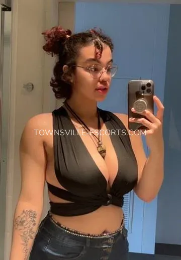 Townsville escorts Mary — 4