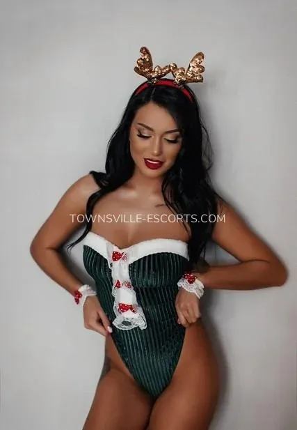 Townsville escorts Charlotte — 7