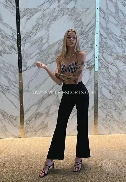 Townsville escorts Rebecca — 3