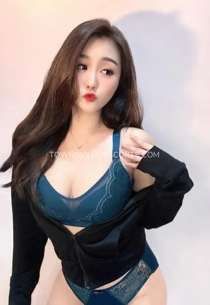 Townsville escorts sabrina