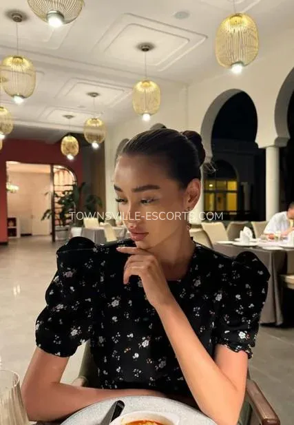 Townsville escorts Melanie — 3