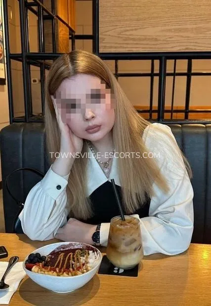 Townsville escorts Anna — 2