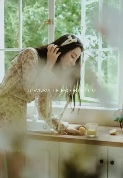 Townsville escorts Ulla — 3