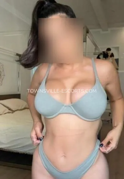 Townsville escorts Avery — 2