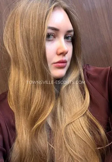 Townsville escorts Crystal — 1