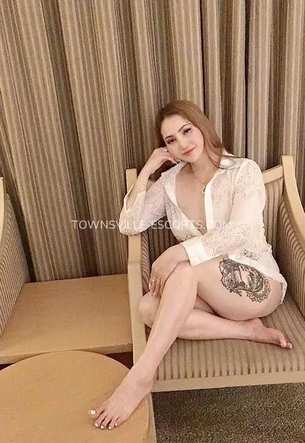 Townsville escorts Keira — 2