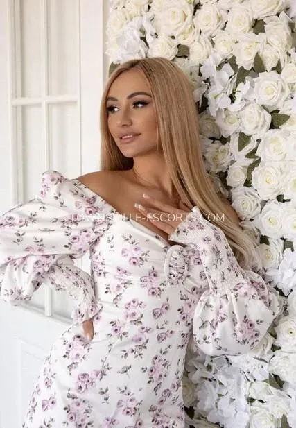 Townsville escorts Samantha — 1