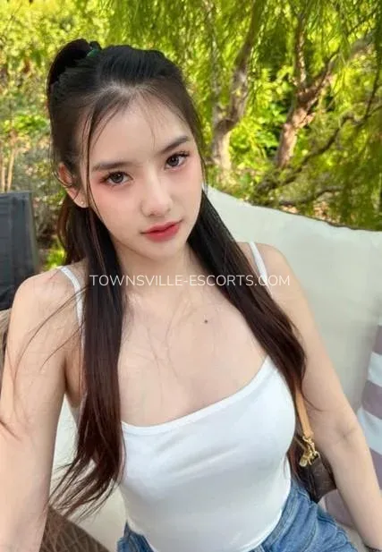 Townsville escorts Anneli — 5