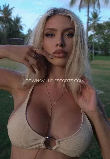 Townsville escorts Rebecca — 3