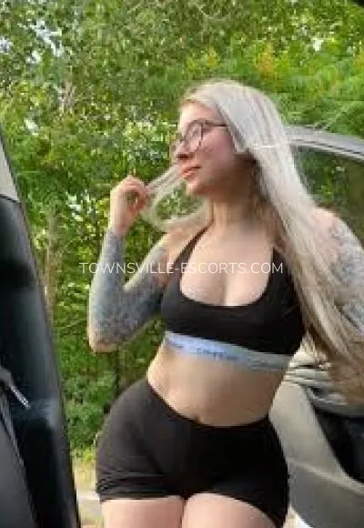 Escort djevojka Karen - Townsville