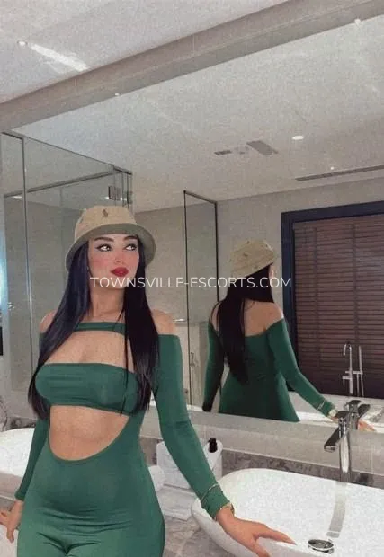 Townsville escorts Shelby — 2