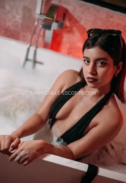 Townsville escorts Perpetua — 6