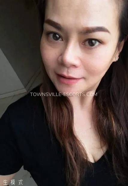 Townsville escorts Kylie — 2