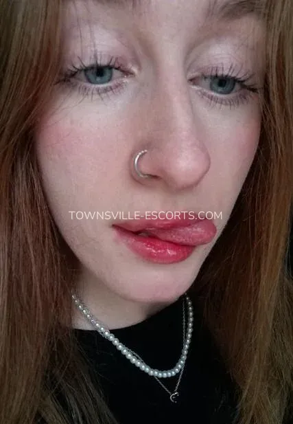 Townsville escorts Lindsay — 4