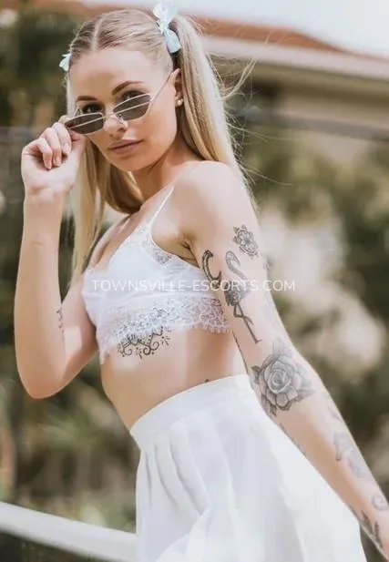 Townsville escorts Rebecca — 6