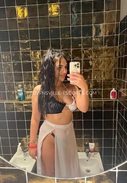 Townsville escorts Layla — 3