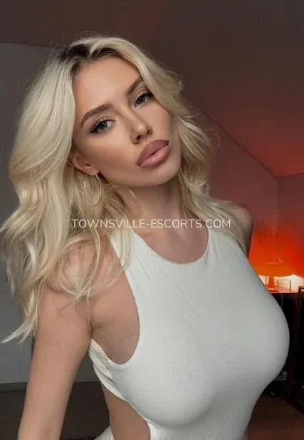 Townsville escorts Rebecca — 8