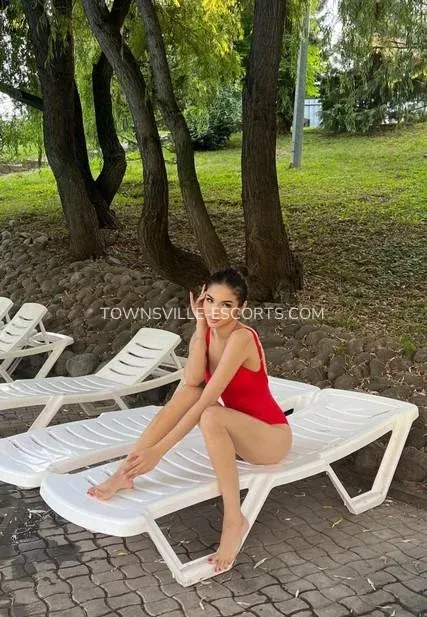 Townsville escorts Alicia — 1