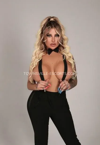 Townsville escorts Anette — 5